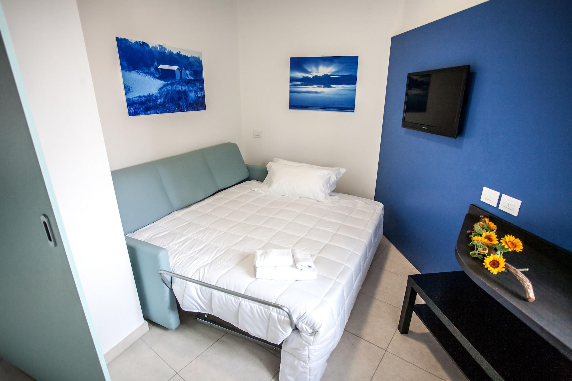 Hotel Oceanomare Punta Marina Exterior photo