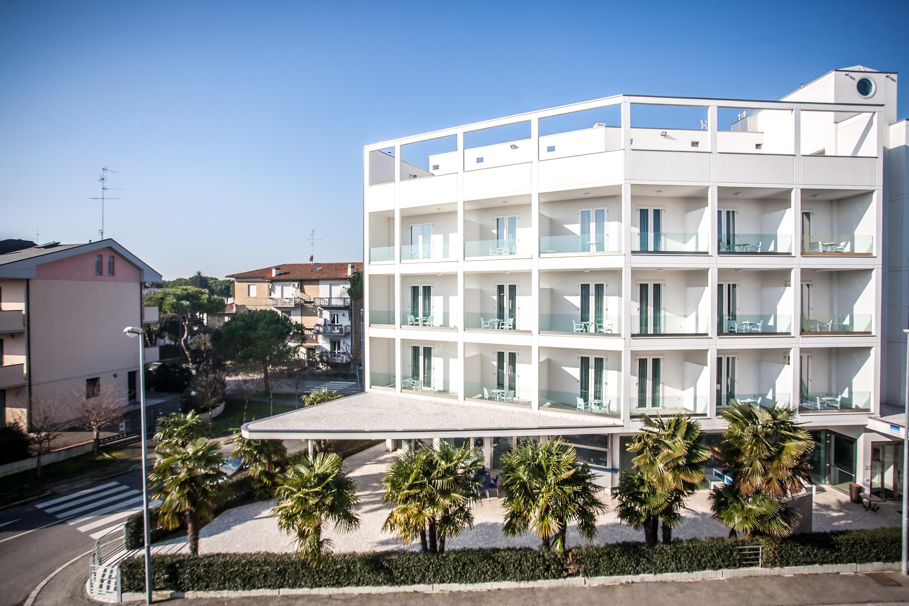 Hotel Oceanomare Punta Marina Exterior photo