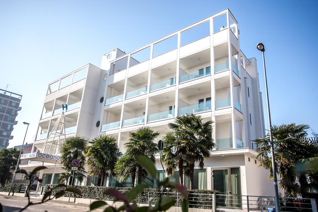 Hotel Oceanomare Punta Marina Exterior photo